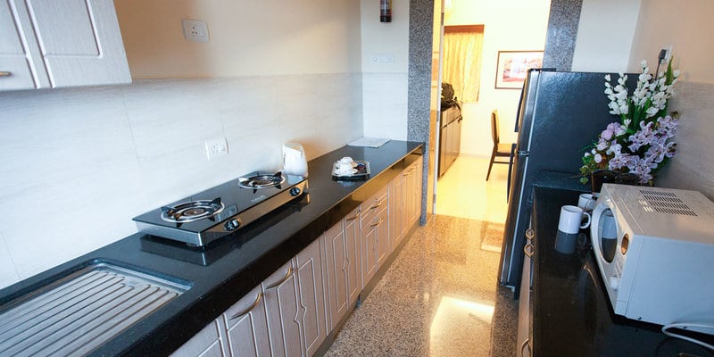  fully equipped kitchen